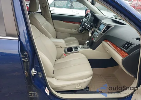 2010 Subaru Outback 2.5I Limited z USA, uszkodzony, nr VIN 4S4BRBLC6A3351989